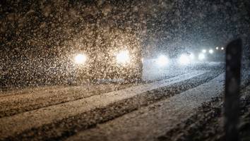 Wetter im Ticker - Extremwetter in Deutschland: Herbstliche Hitzewelle löst Schnee-Chaos ab