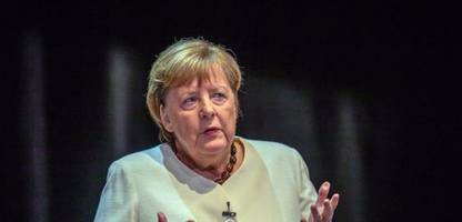 Angela Merkel verteidigt ihre Forderung nach Reform der Schuldenbremse