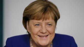 altkanzlerin hat memoiren geschrieben - peter altmaier erinnert sich an emotionale angela merkel