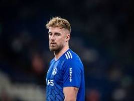 im streit mit torhüter fährmann: schalke fährt attacke, weicht aber schlammschlacht aus