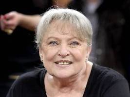 sie wird unvergessen bleiben: schauspiellegende karin baal ist tot