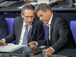 bundestag: steuersenkungen? die parteien taktieren lieber