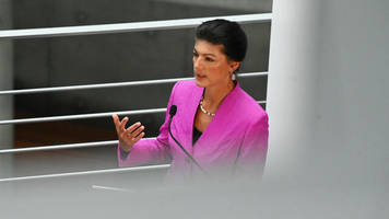 bsw-chefin: sahra wagenknecht fordert 500 euro weihnachtsgeld für rentner