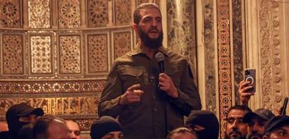 syrien: rebellenführer mohammad al-julani redet in damaskus zu seinen anhängern