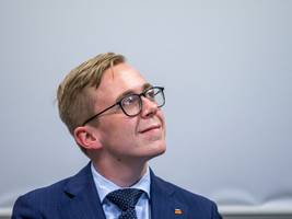 maischberger: „wer sich nicht von extremisten abgrenzt, ist nicht besser als die extremisten selbst“