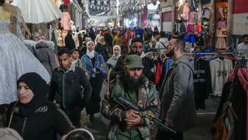 idlib als test fürs ganze land? - shopping statt steinigung: das ist das dubai-kalkül der neuen islamisten in syrien
