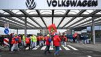 autoindustrie: offener brief bei vw in zwickau: sterben auf raten