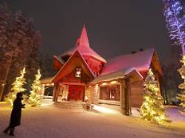 Heimat des Weihnachtsmanns: Finnisches Dorf kämpft mit Touristenansturm