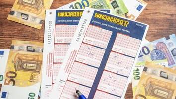 freitag, der 13. bringt geldregen: hamburger gewinnt eurojackpot