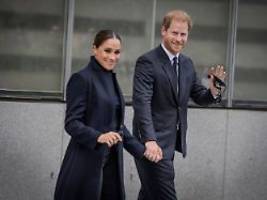 ganz schön groß geworden: harry und meghan zeigen auf weihnachtskarte ihre kinder