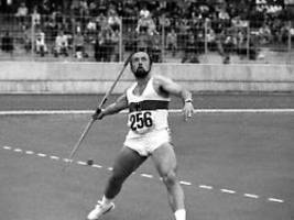 Kleiner Riese mit goldenem Arm: Speerwurf-Olympiaheld Klaus Wolfermann ist tot