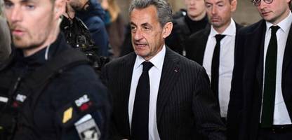 Nicolas Sarkozy: Frankreichs Ex-Präsident muss ein Jahr Haft mit Fußfessel verbüßen