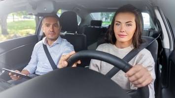 führerscheinprüfung: womit hamburg gegen den trend überrascht
