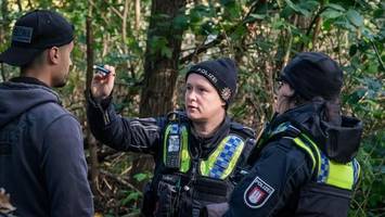 bekifft, bekokst, betrunken: polizei stoppt berauschte autofahrer