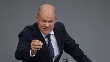 „Fritze erzählt gern Tünkram“ - Warum Scholz im Wahlkampf Respekt predigt, aber Merz verspottet