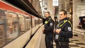 „Wissen nie, was passiert“: Unterwegs mit der Hochbahn-Wache