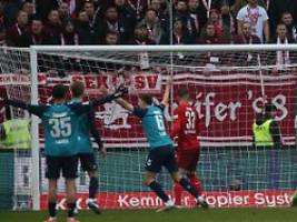 Hertha BSC im Niemandsland: 1. FC Köln erkämpft sich auf dem Betzenberg die Herbstmeisterschaft