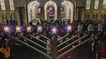 Chanukka beginnt: Was feiern Juden beim Lichterfest?