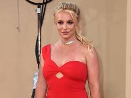 tränen der freude: funkstille beendet: britney spears feiert weihnachten mit söhnen