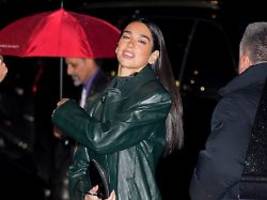 Ein wunderbares Weihnachten: Dua Lipa soll sich verlobt haben