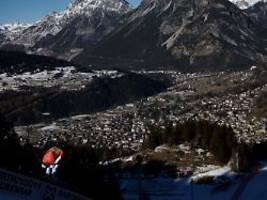 Schwerer Sturz von Sarrazin: Ski-Star Odermatt bezeichnete Stelvio als Überlebenskampf