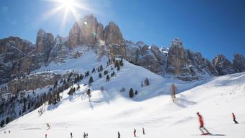 „Zahl der deutschen Gäste nimmt ab“ - „Viele sehen zum ersten Mal Schnee": Neue Touristen erobern Dolomiten