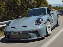 längst ausverkauft: mit porsche 911 s/t unterwegs - traum vieler elfer-fahrer