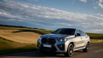 Praxistest BMW X6 M Competition - In keinem SUV kann man so gut dicke Backen machen wie im X6 M