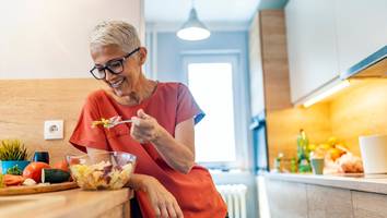 US-Studie - Mit diesem Ernährungsplan senken Sie Ihr biologisches Alter um 5 Jahre