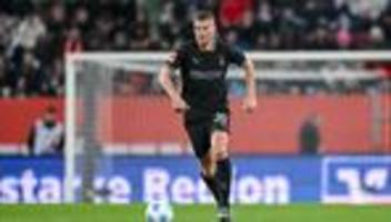 fußball-bundesliga: bild: leeds united mit angebot für gladbachs elvedi