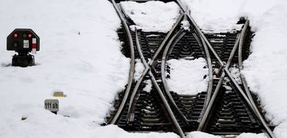 Bayern: Schnee und Glätte – Unfall mit Intercity-Zug in Stephanskirchen bei Rosenheim