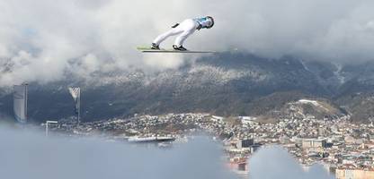 Vierschanzentournee: Österreicher dominieren Qualifikation in Innsbruck, sieben Skispringer in den Top 15