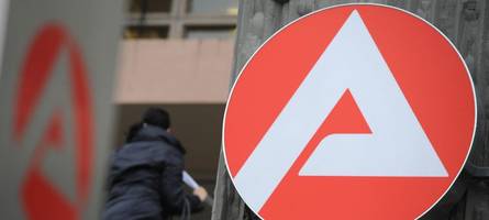 „schwierige ausgangslage“: arbeitslosigkeit in augsburg steigt deutlich