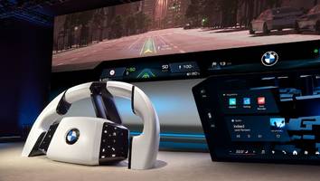 BMW Panoramic iDrive - Nach dem berüchtigten „iDrive“ wagt BMW wieder eine Bedien-Revolution