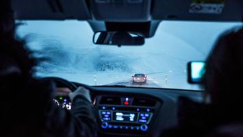 winter - einfacher trick hilft, wenn die autoscheibe beschlägt