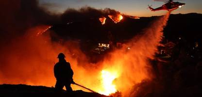 Waldbrände in Kalifornien, Pacific Palisades: Feuersturm bei Los Angeles schlägt Tausende in die Flucht