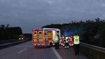 Nach Lkw-Unfall: A21 noch bis Mittag voll gesperrt