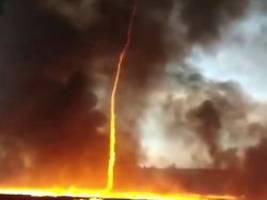 Wild rotierendes Phänomen: Firenados wirbeln in Los Angeles