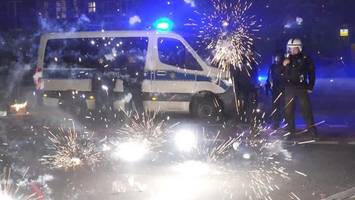 rache für silvester: polizei soll in hinterhalte gelockt werden