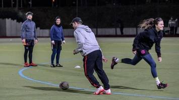 Rugby-Revolution: Mit Frauen und Männern und wenig Berührung