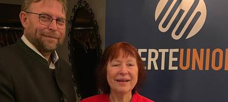werte-union tritt mit direktkandidatin zur bundestagswahl in augsburg an