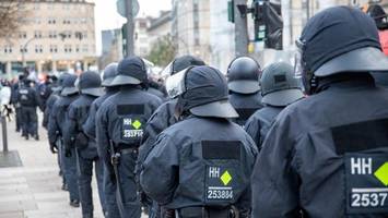 Großaufgebot der Polizei sichert Hamburg-Auftritt von Alice Weidel