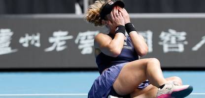 Australian Open: Tennis-Profi Laura Siegemund schlägt Olympiasiegerin Zheng Qinwen in Runde zwei