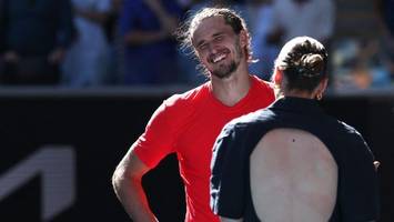 Zverev oben ohne? Fans fordern T-Shirt bei Australian Open