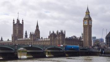 aufruhr in großbritannien - russische diplomaten drangen trotz verbots in gesperrte parlamentsbereiche ein