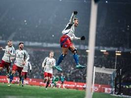 Krawalle überschatten Topspiel: Für den HSV erscheint nach Sieg gegen Köln alles möglich