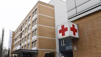 schließung der drk-klinik mitte: „wo wollen die noch sparen?“