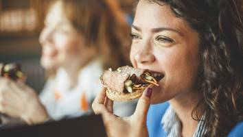 Neue Studie zeigt Zusammenhang - Was Sie essen müssen, um Ihren Körper vor Infektionen zu schützen