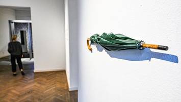 karaoke mit britney spears: ausstellung widmet sich der pop-ikone