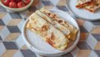 mhajeb: hauchdünne hülle mit aromatischer fülle